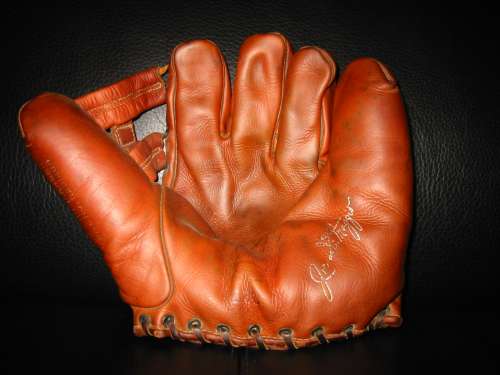 Joe DiMaggio Spalding 133 Front